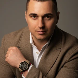 Alexander Szalonnás – Founder & CEO, DigiTech88